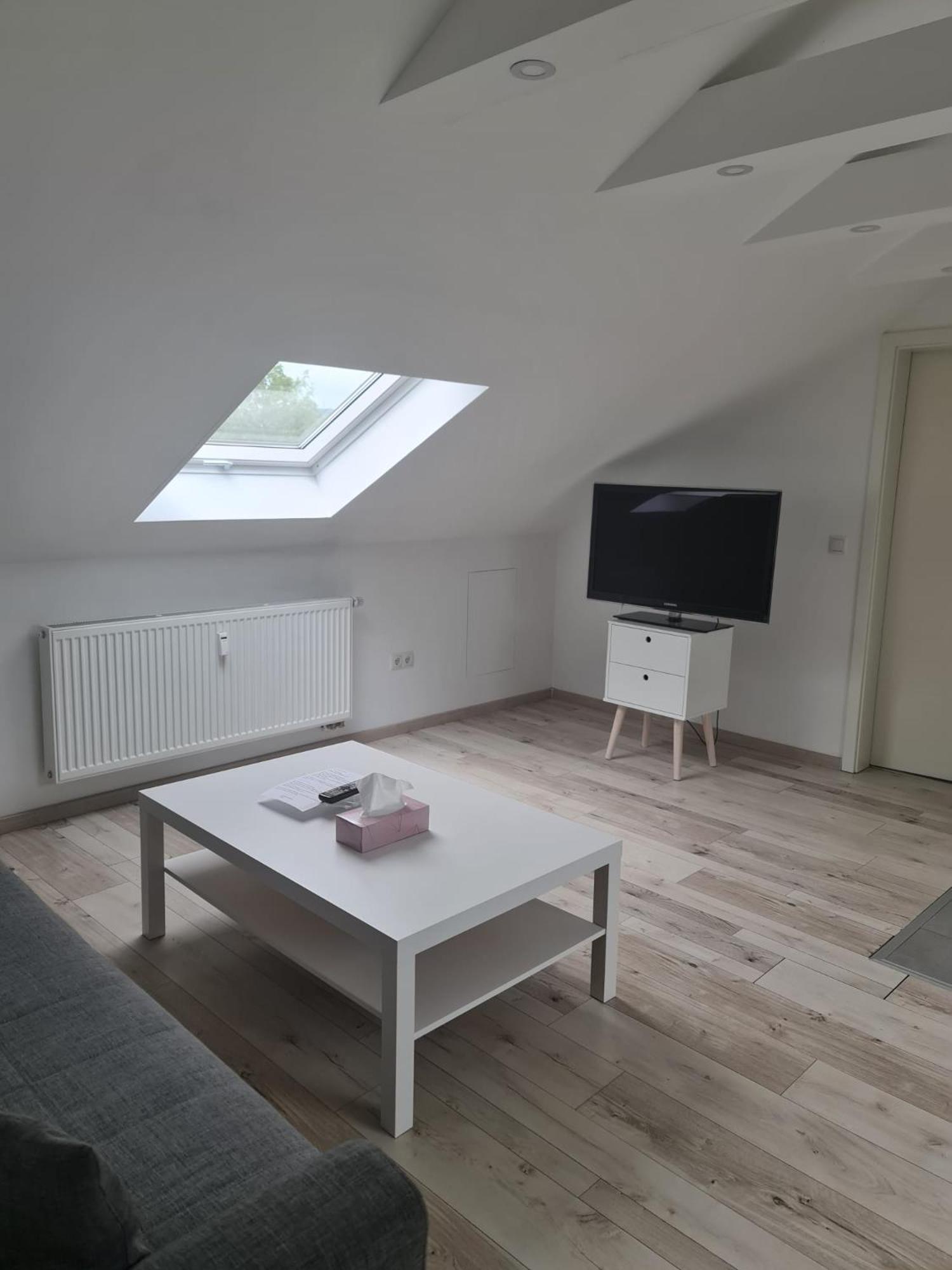 Ruhige Und Moderne 2-Zi. Wohnung Kulsheim Экстерьер фото